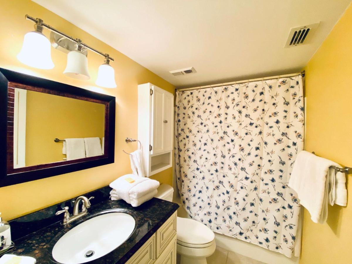 Holiday home Edgewater West 53 By Albvr - Beachfront Is Perfect For Your Next Family Getaway