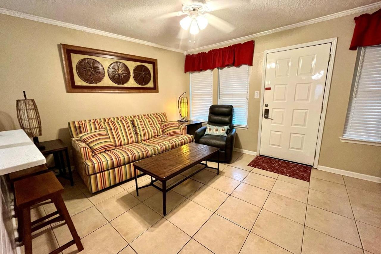 Sea Breeze 211 * Gulf Shores