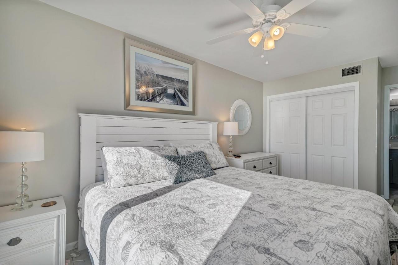 Island Winds West Unit 673 Holiday home Gulf Shores