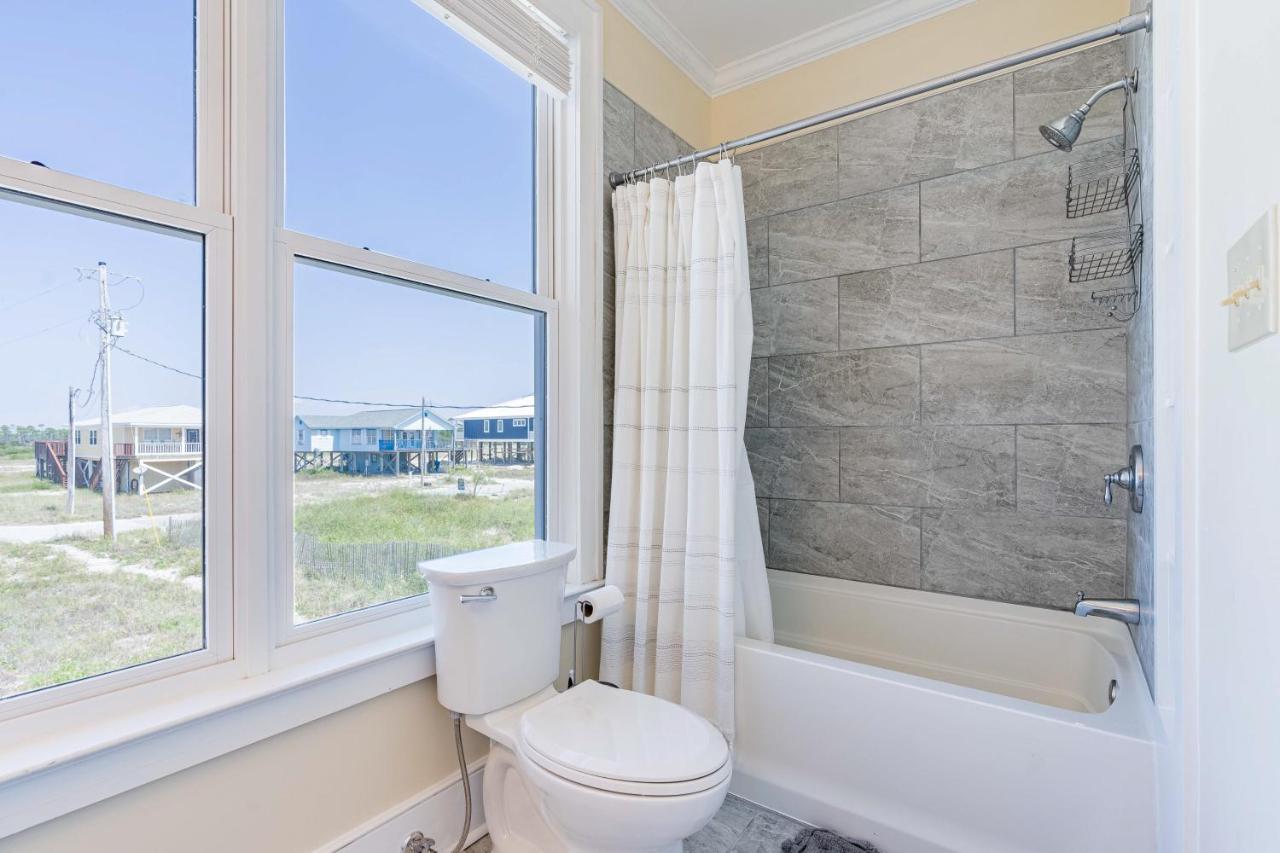 Hunker Down Gulf Winds Holiday home