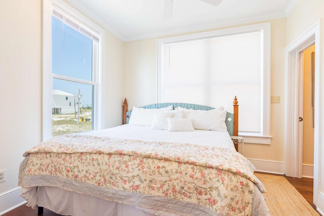 Holiday home Hunker Down Gulf Winds Gulf Shores