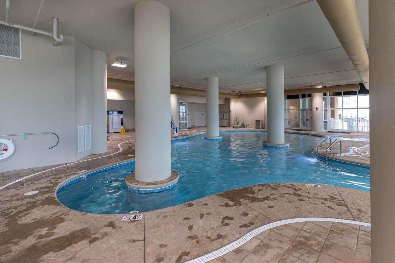 Phoenix Gulf Towers 1701 Apartment *
