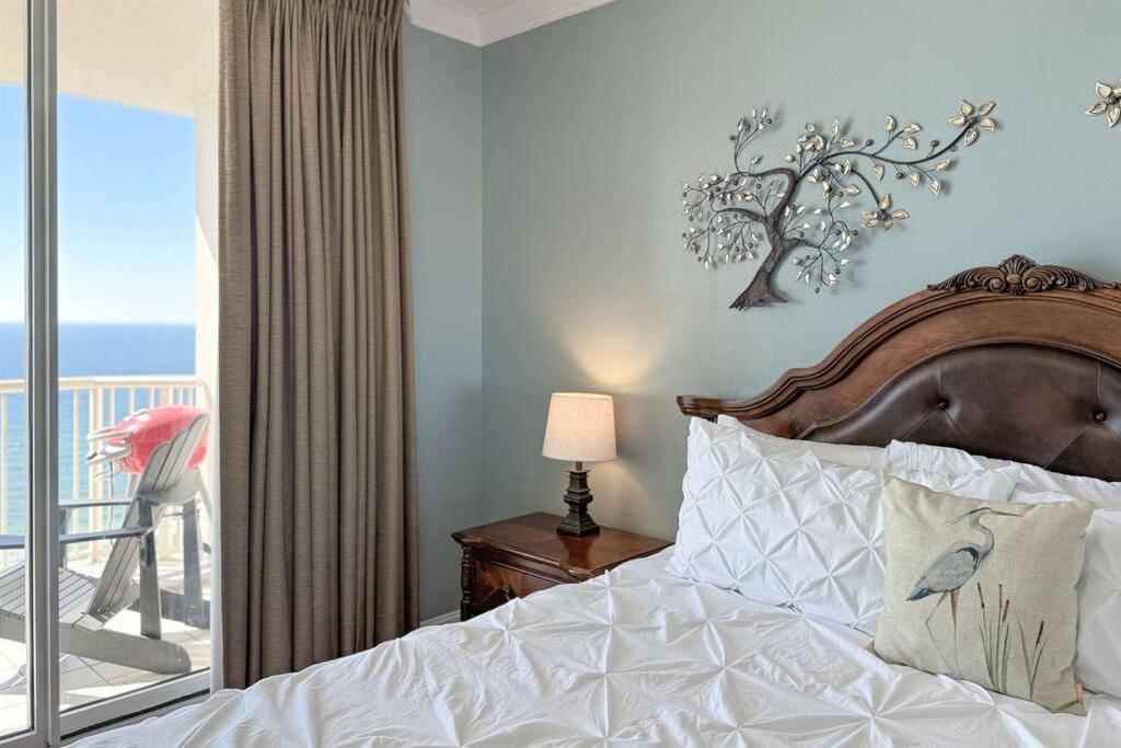 Beachclub A1807-new 18th Floor-beachfront Apartment *