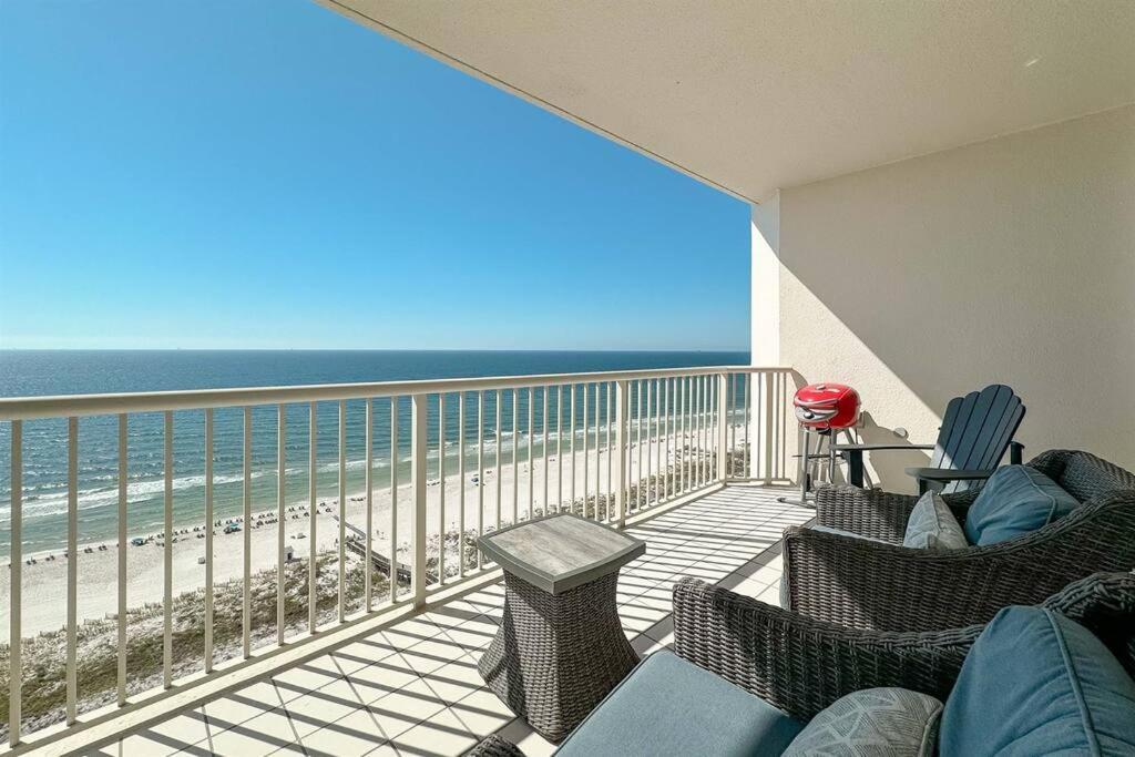 Beachclub A1807-new 18th Floor-beachfront *