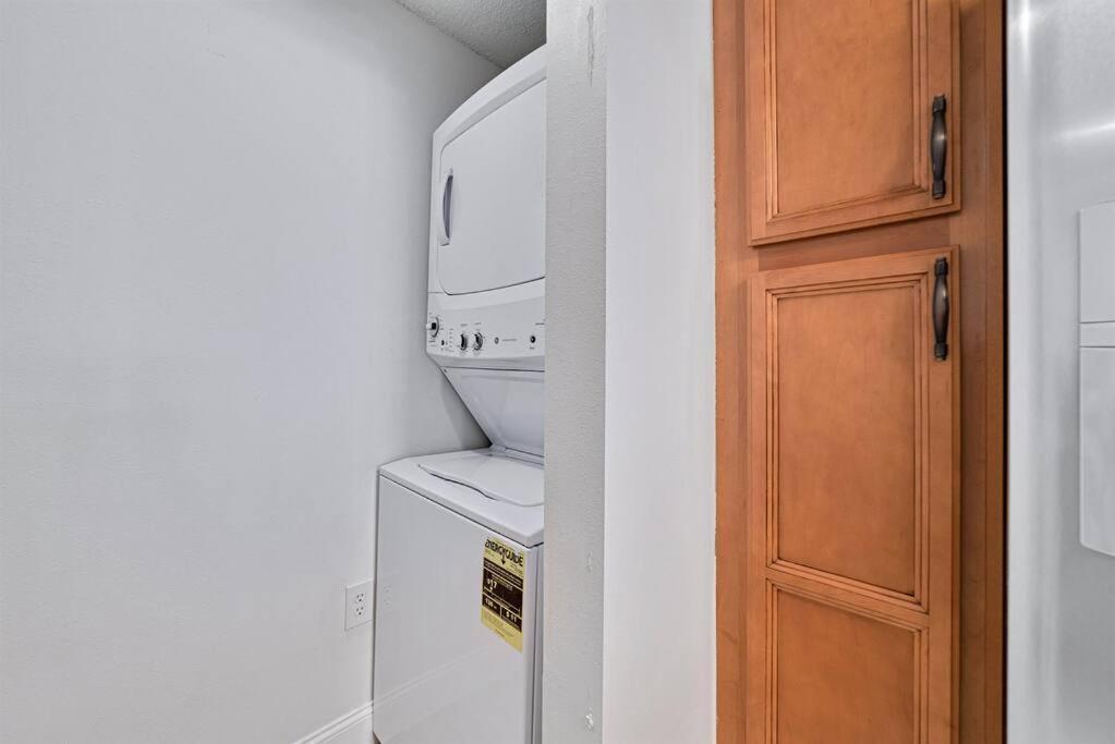 Beachclub A1807-new 18th Floor-beachfront Apartment Gulf Shores