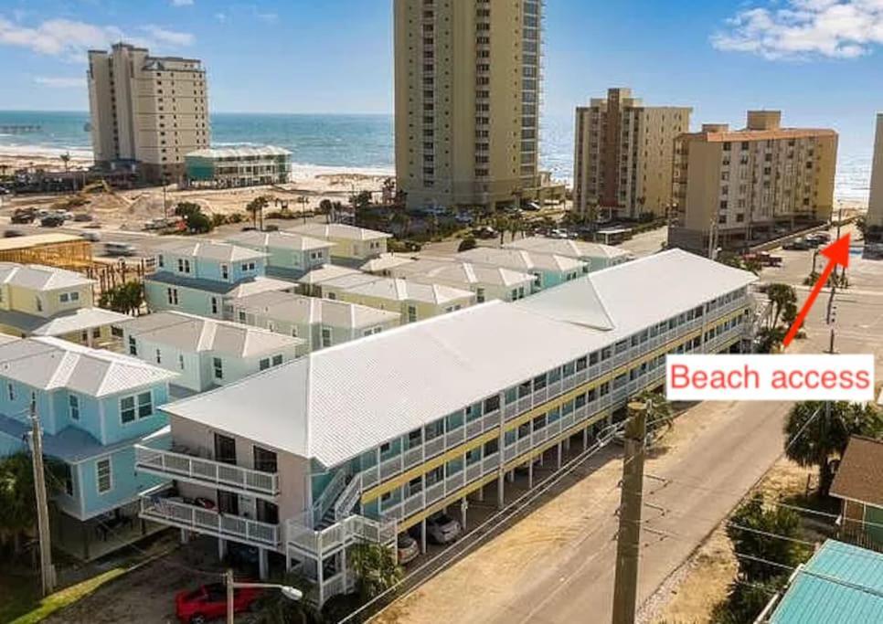 Renovated With Access And 5 Min From Hangout Apartment *