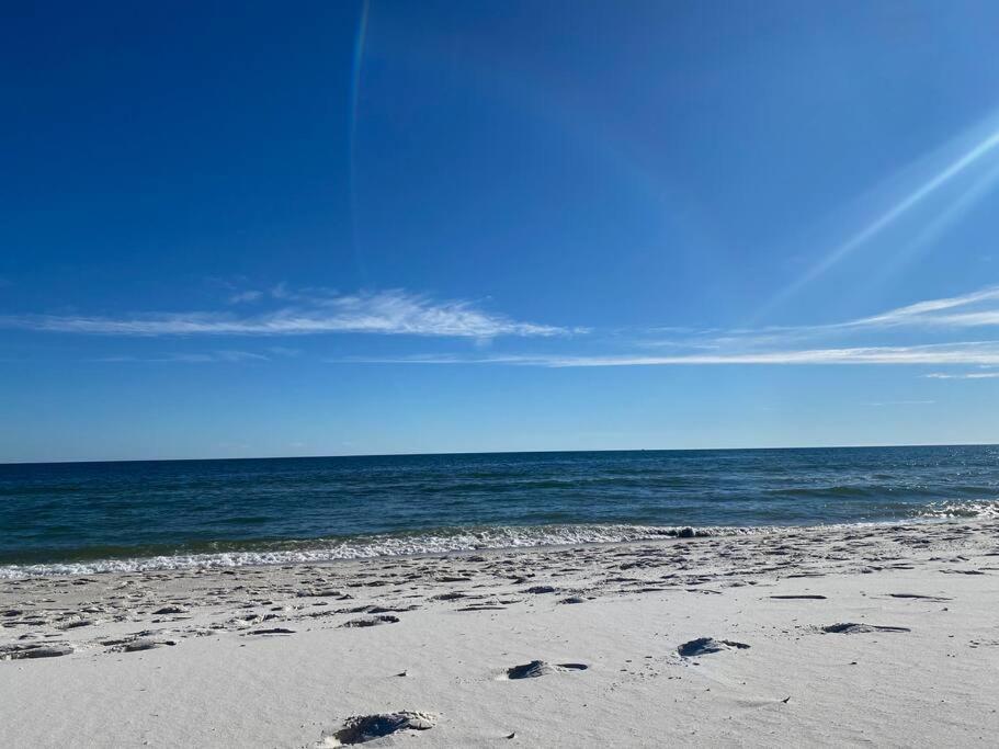 Renovated With Access And 5 Min From Hangout Apartment Gulf Shores