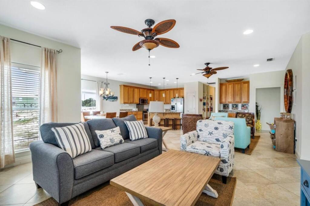 Holiday home Pet Friendly Ft Morgan W/ Views!
