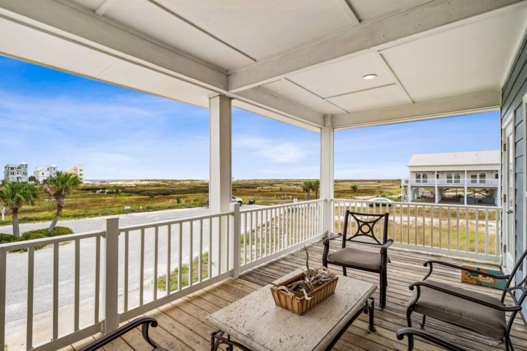 Pet Friendly Ft Morgan W/ Views! Holiday home *
