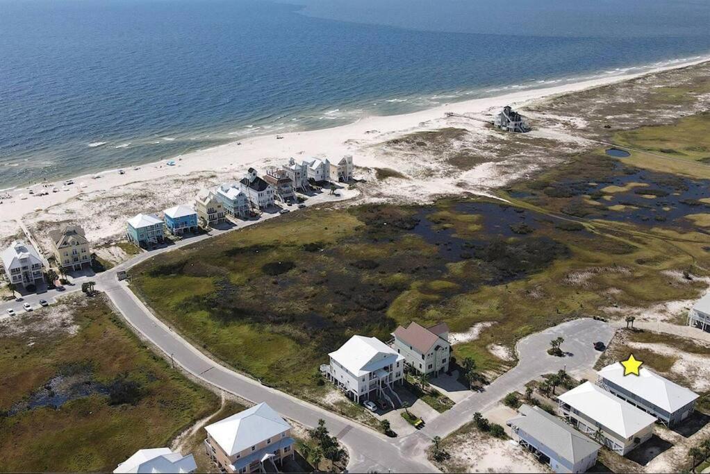 Holiday home Pet Friendly Ft Morgan W/ Views!