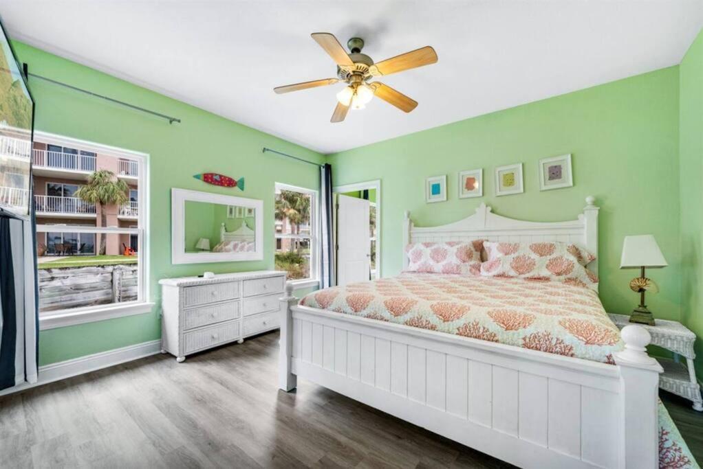 Pet Friendly Ft Morgan W/ Views! Holiday home