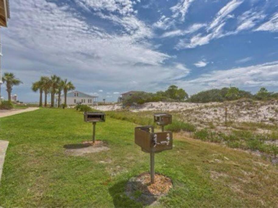Pet Friendly Ft Morgan W/ Views! Holiday home *