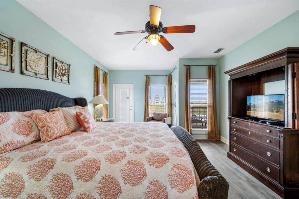 Holiday home Pet Friendly Ft Morgan W/ Views! *