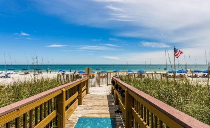 Crystal Shores West Unit 701 *