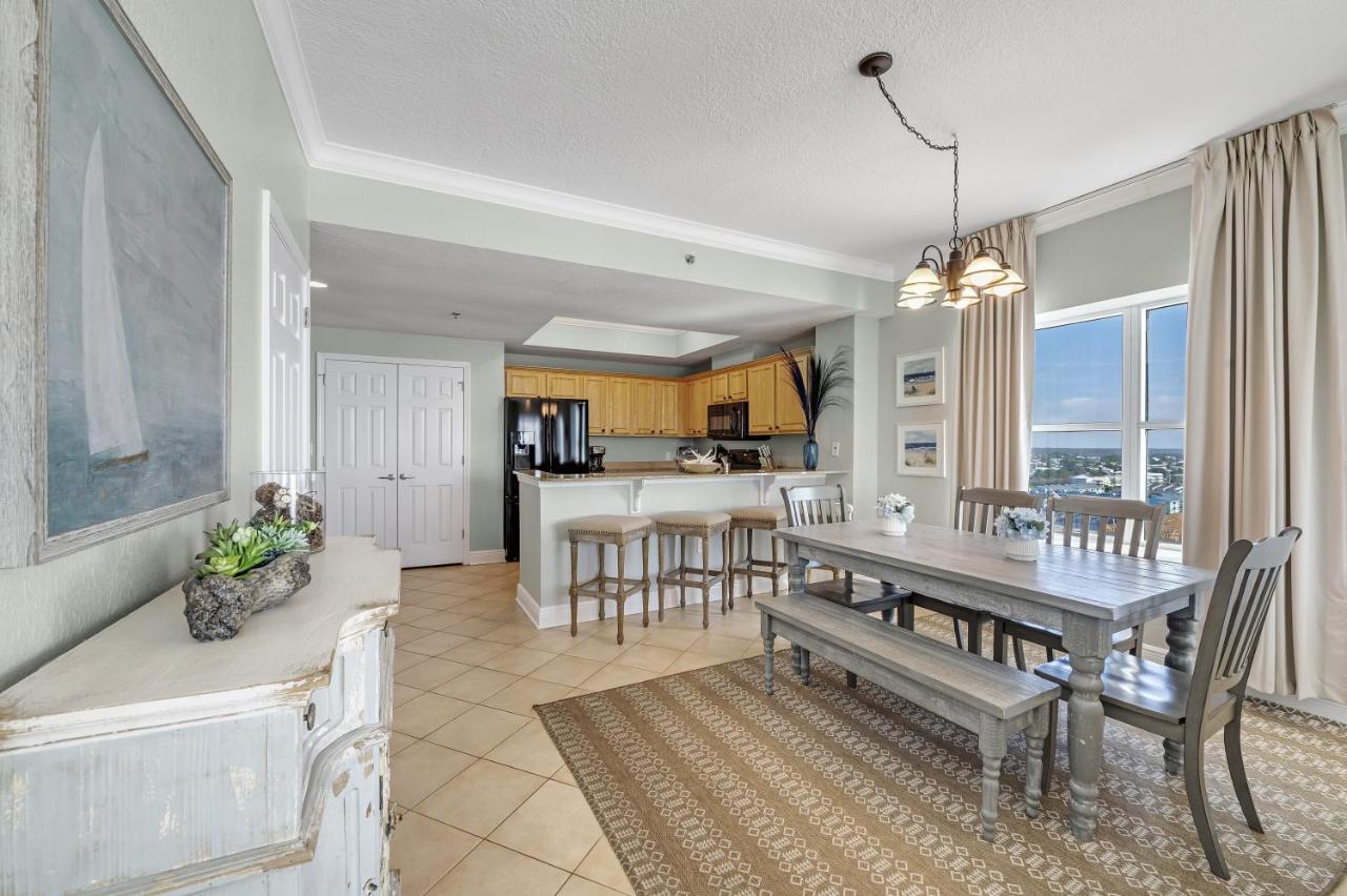 Crystal Shores West Unit 701 Holiday home *