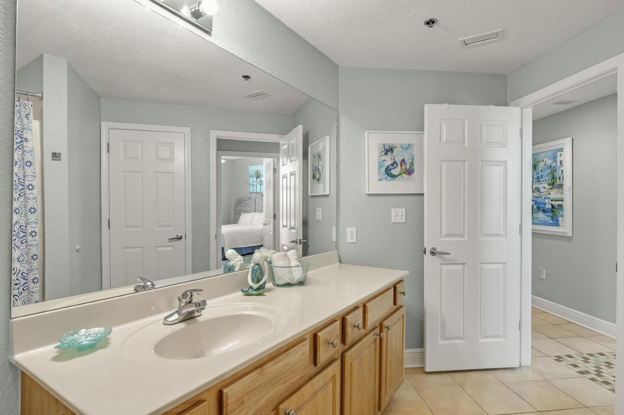 Crystal Shores West Unit 701 Holiday home Gulf Shores
