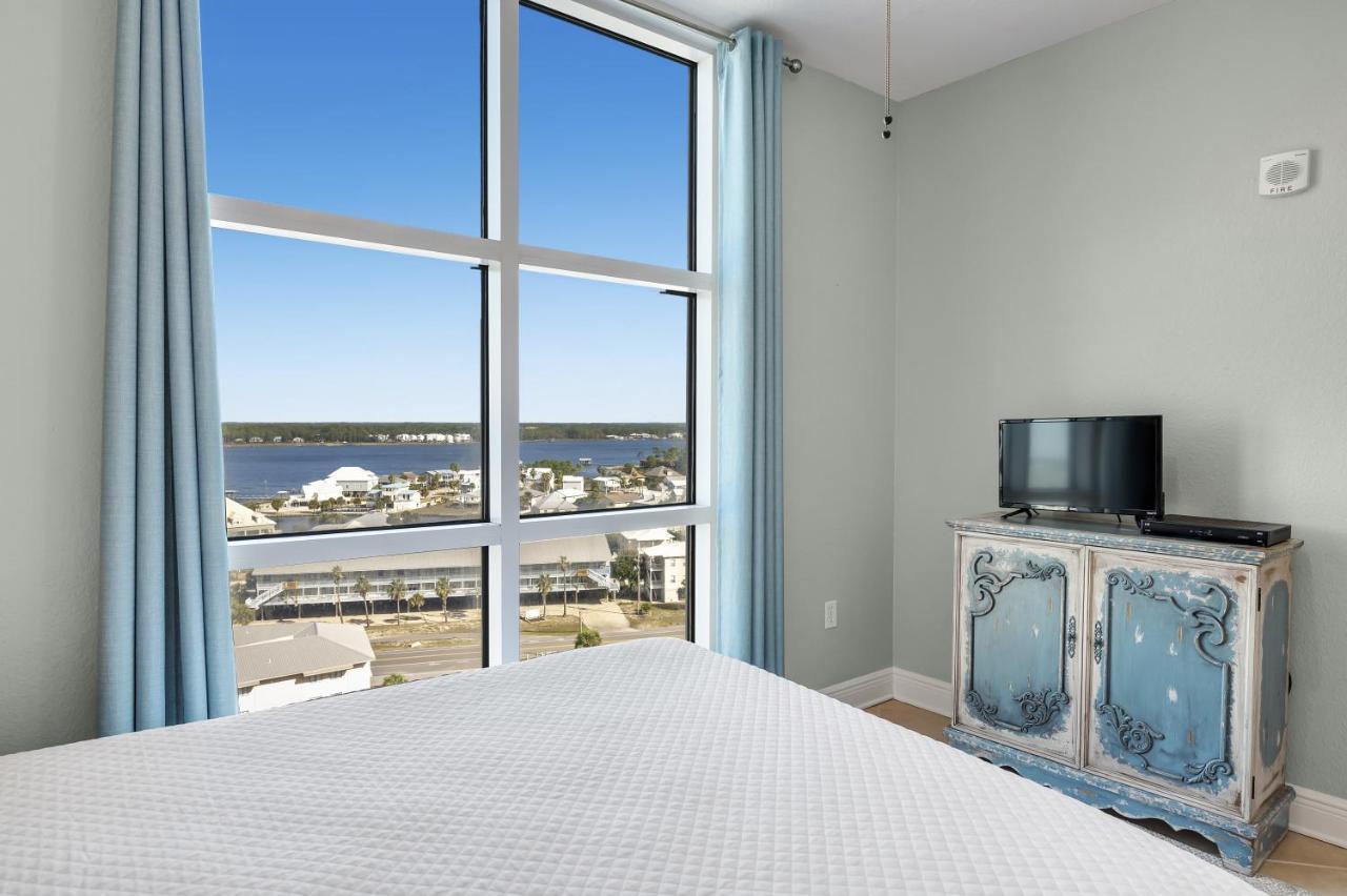 Crystal Shores West Unit 701 Holiday home *