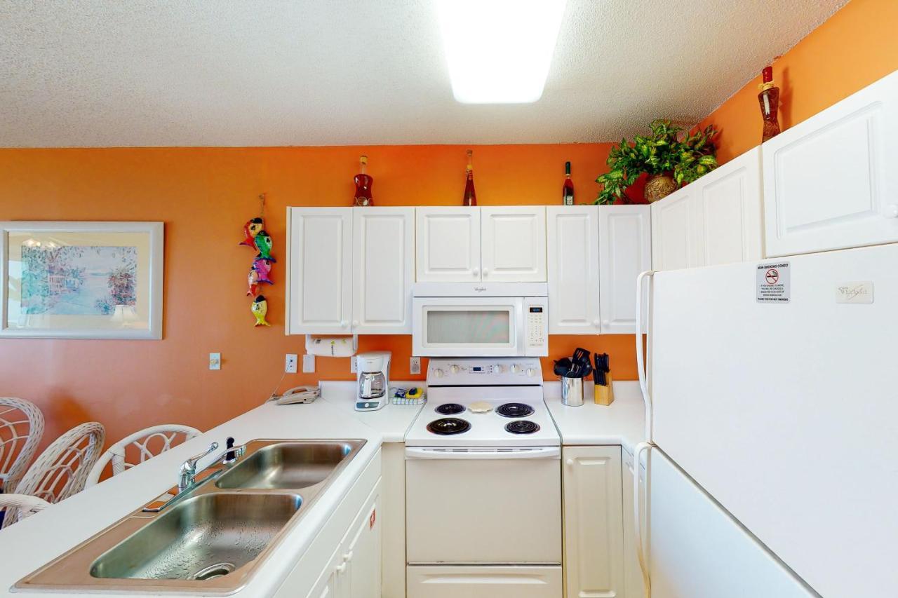 Caribbean 802 Apartment