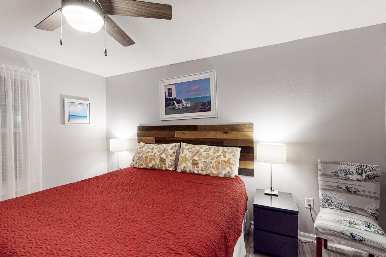 Apartment Colony Club E1 *