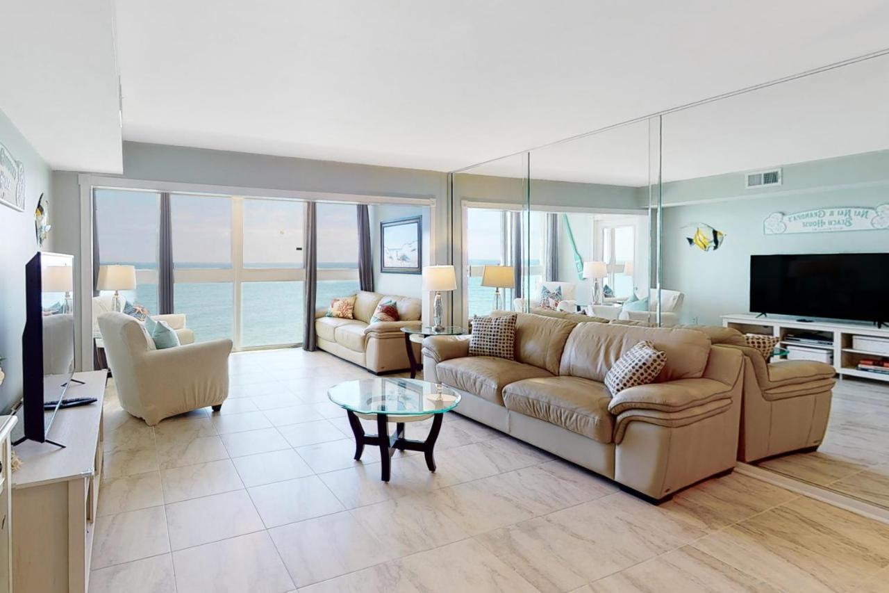 Edgewater West 92 Apartment *