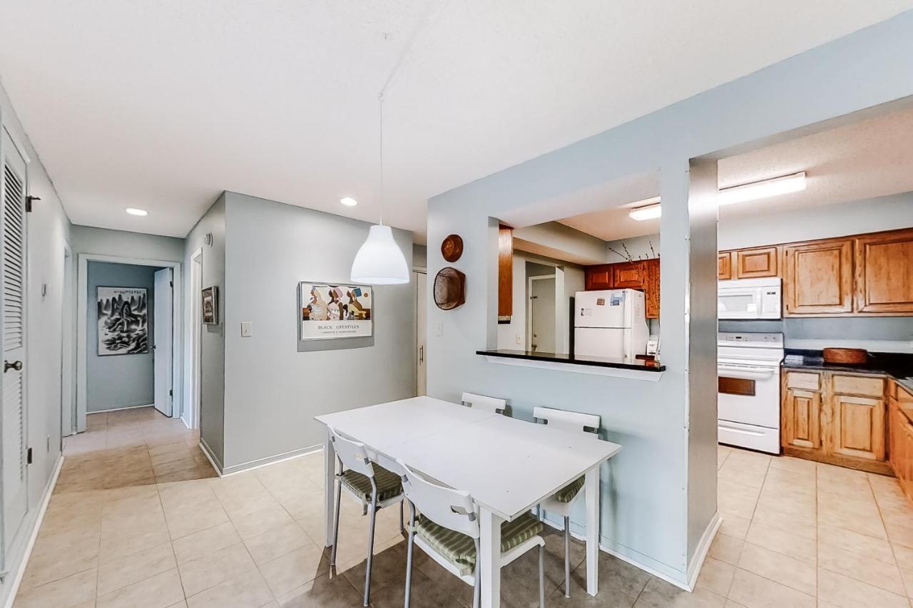 Sea Oats D204 Apartment