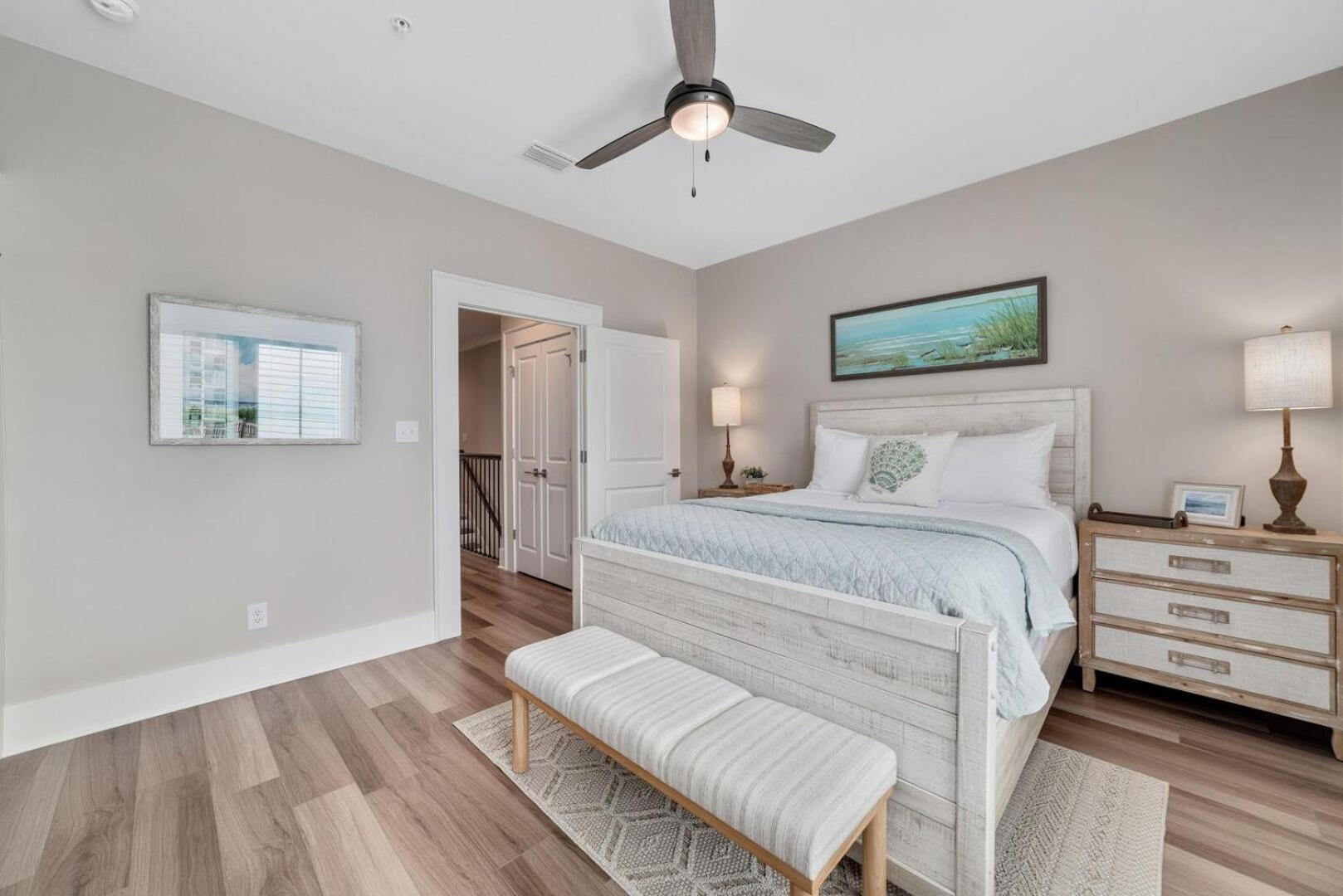 Newly Built, Luxury W/ Pool & Access