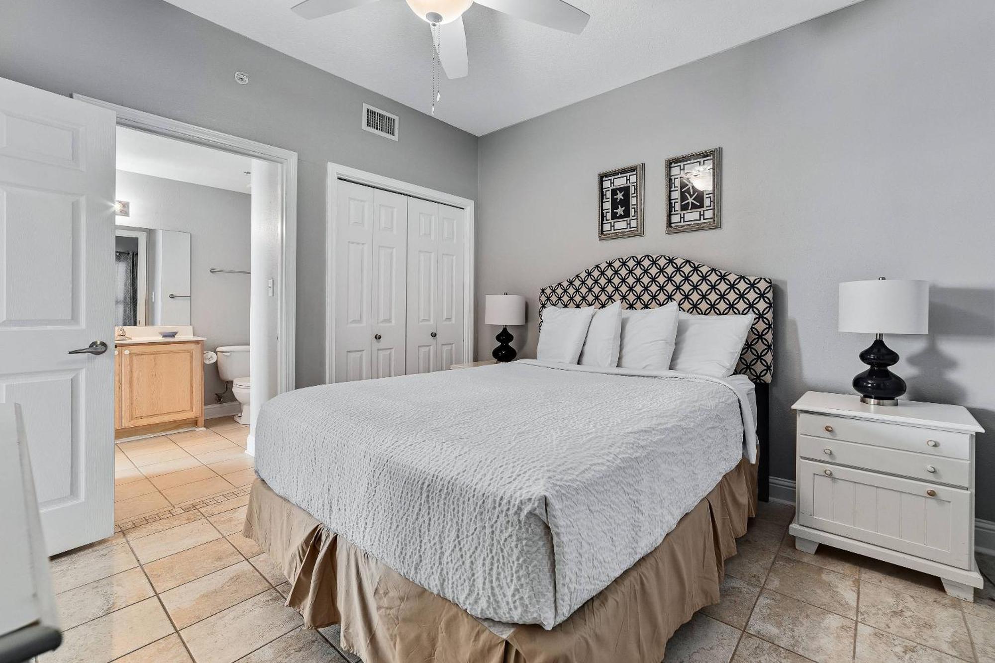 Crystal Shores 701