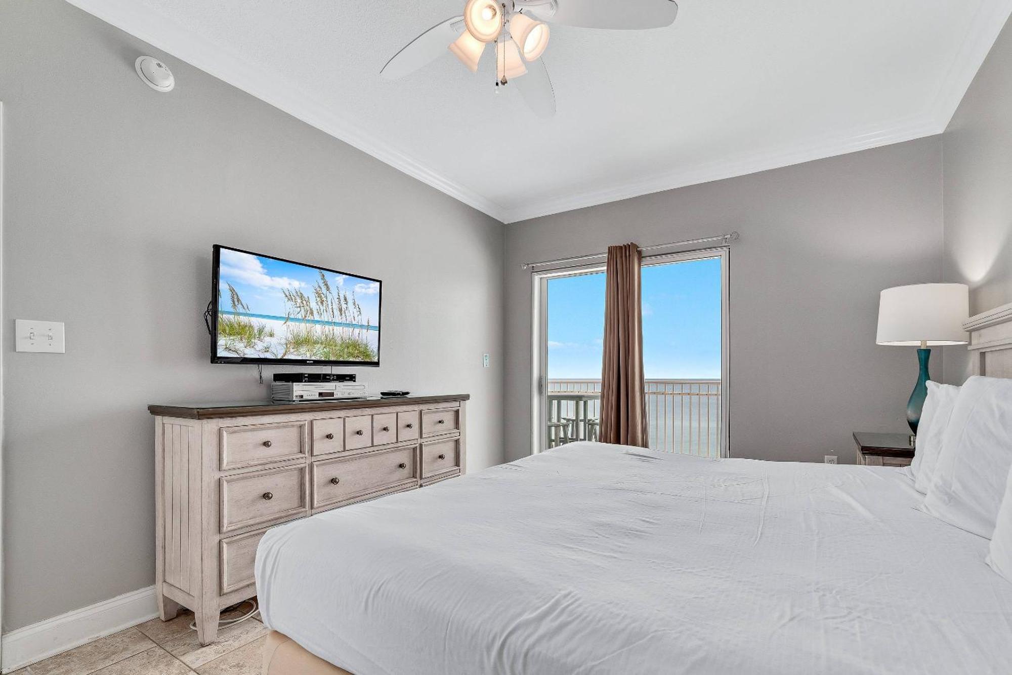 Crystal Shores 701