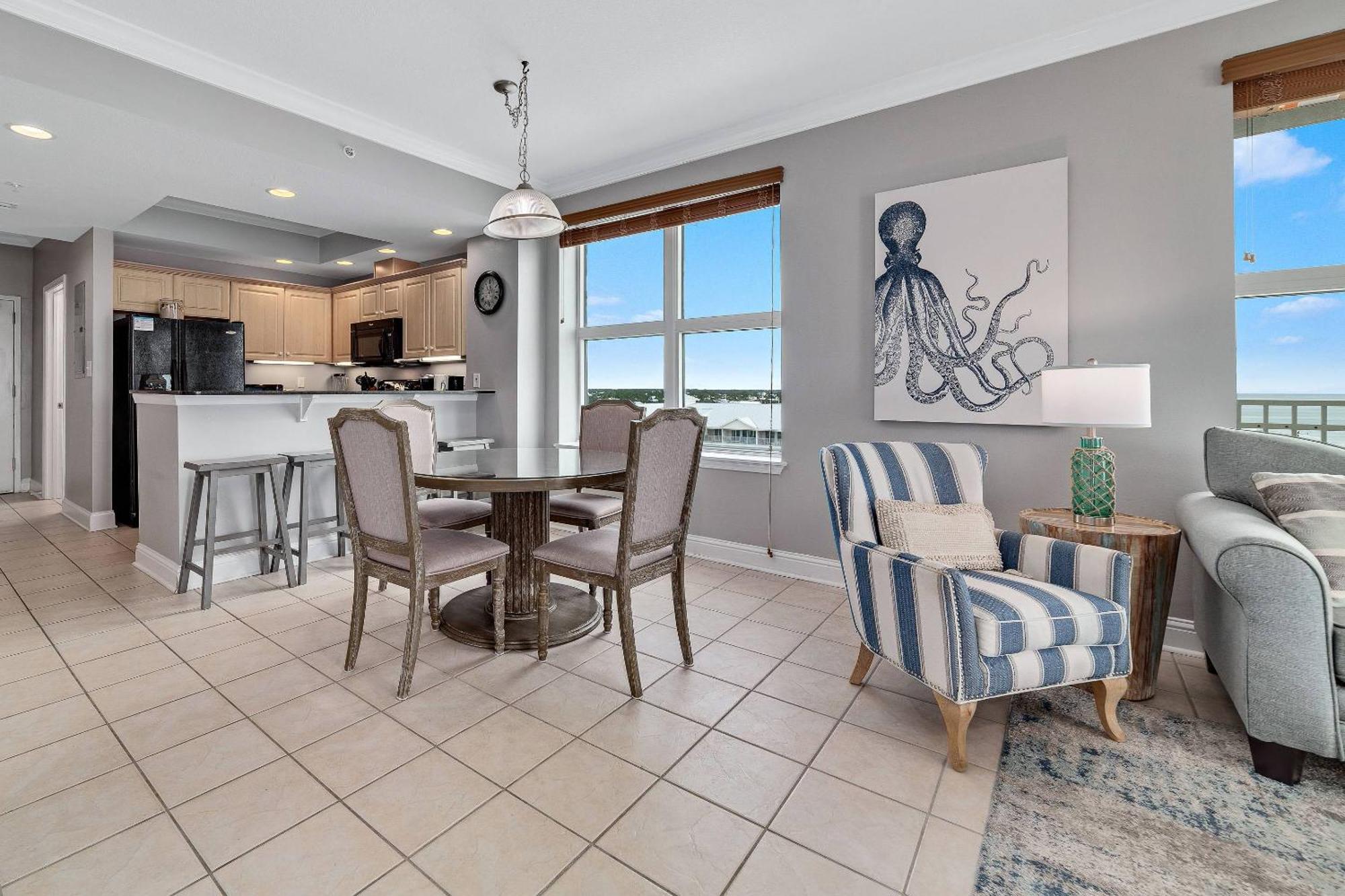 Crystal Shores 701 *