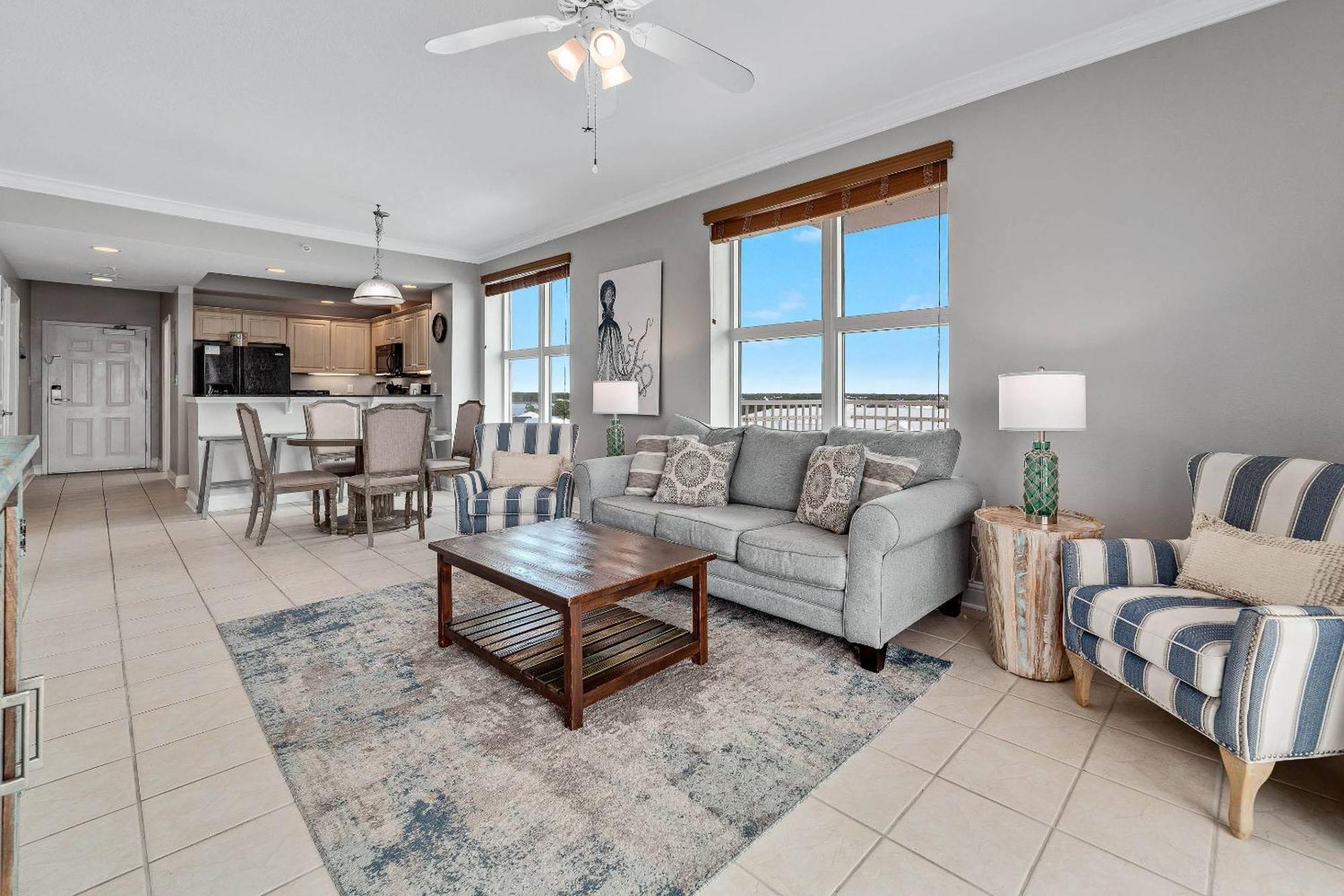 Holiday home Crystal Shores 701 *