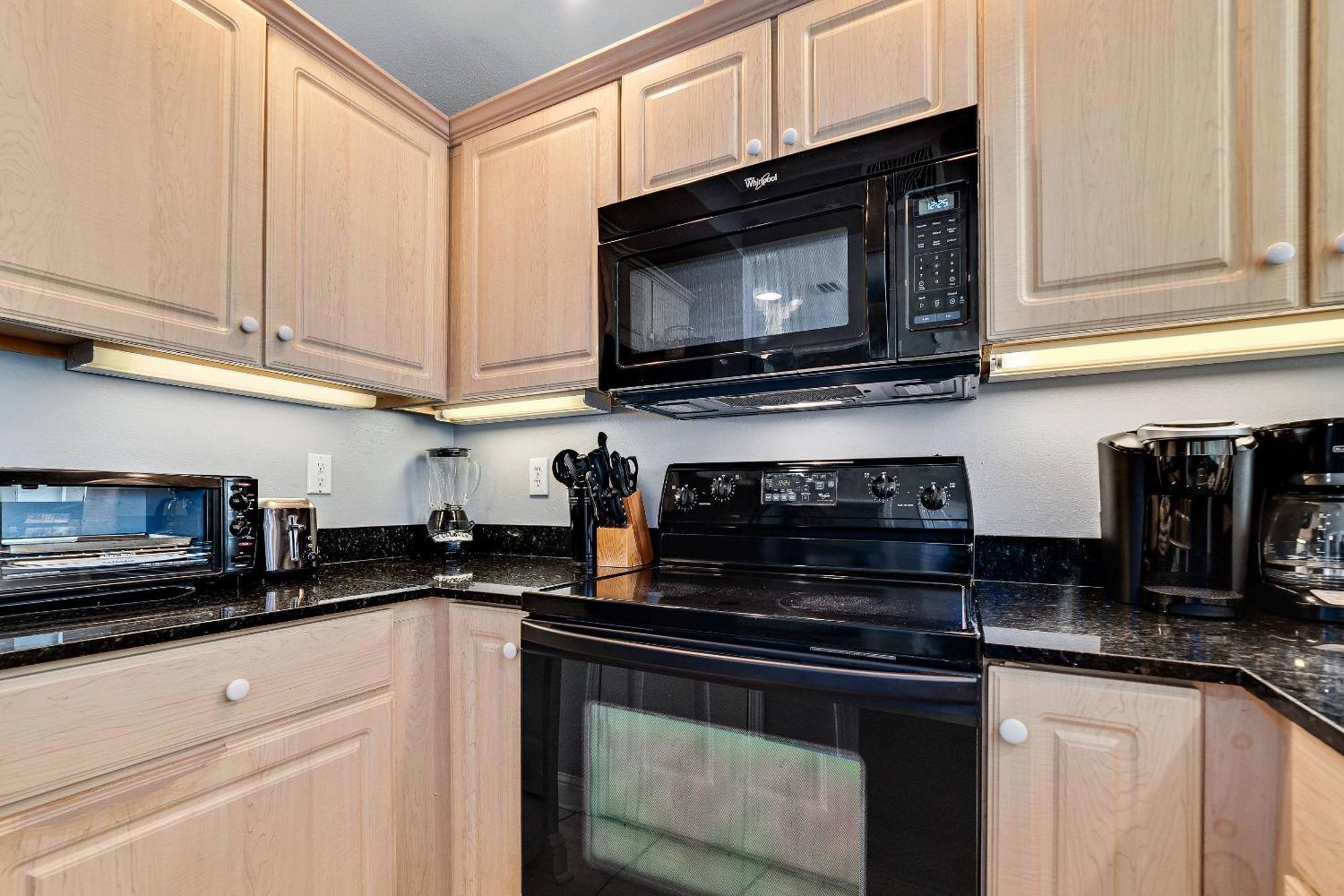 Holiday home Crystal Shores 701 *
