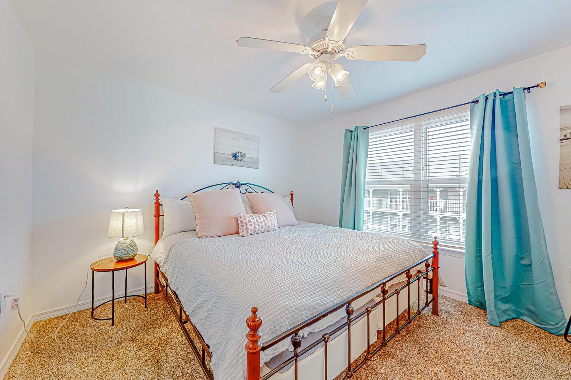 Four C's 204 * Gulf Shores