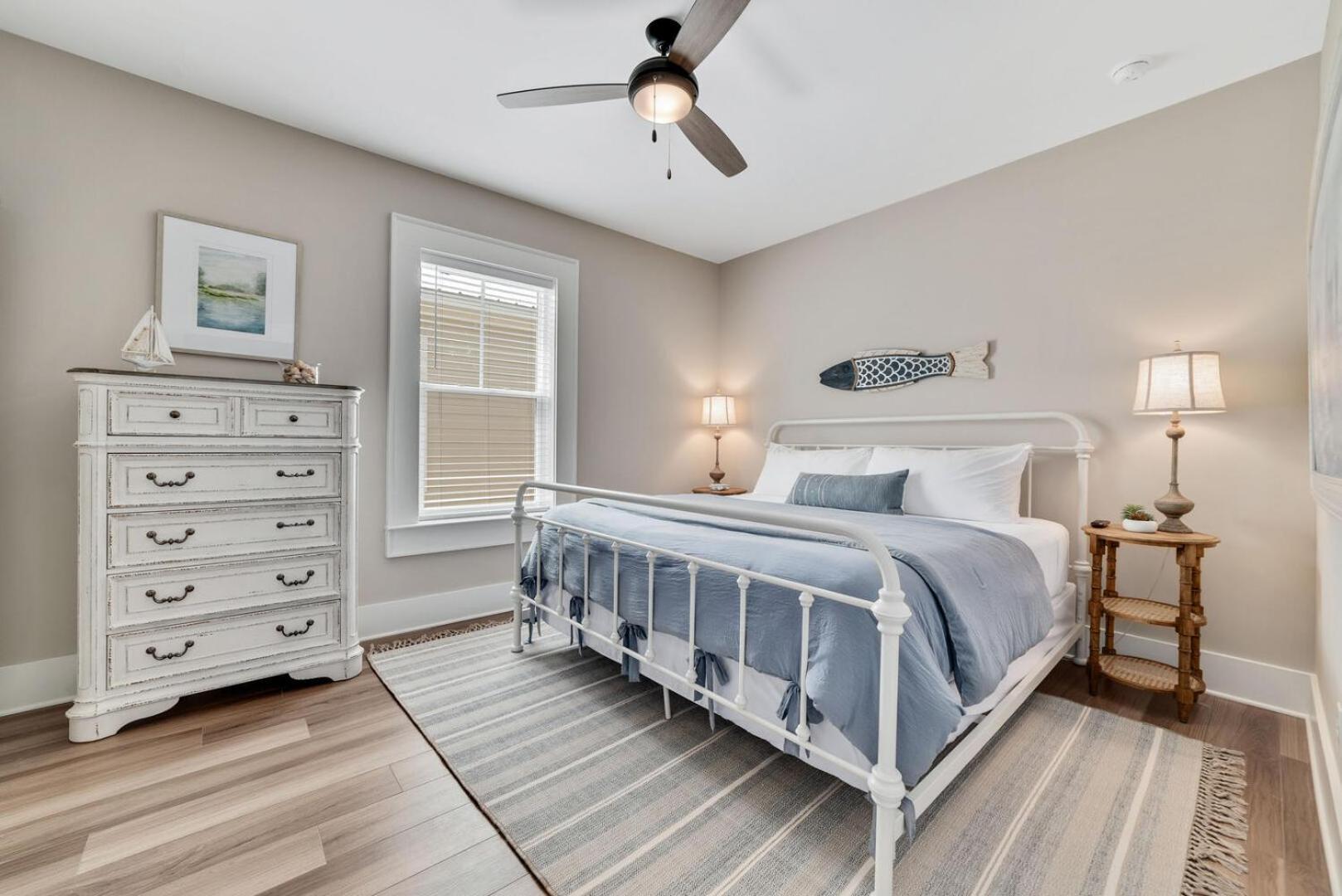 Newly Built, Luxury W/ Pool & Access