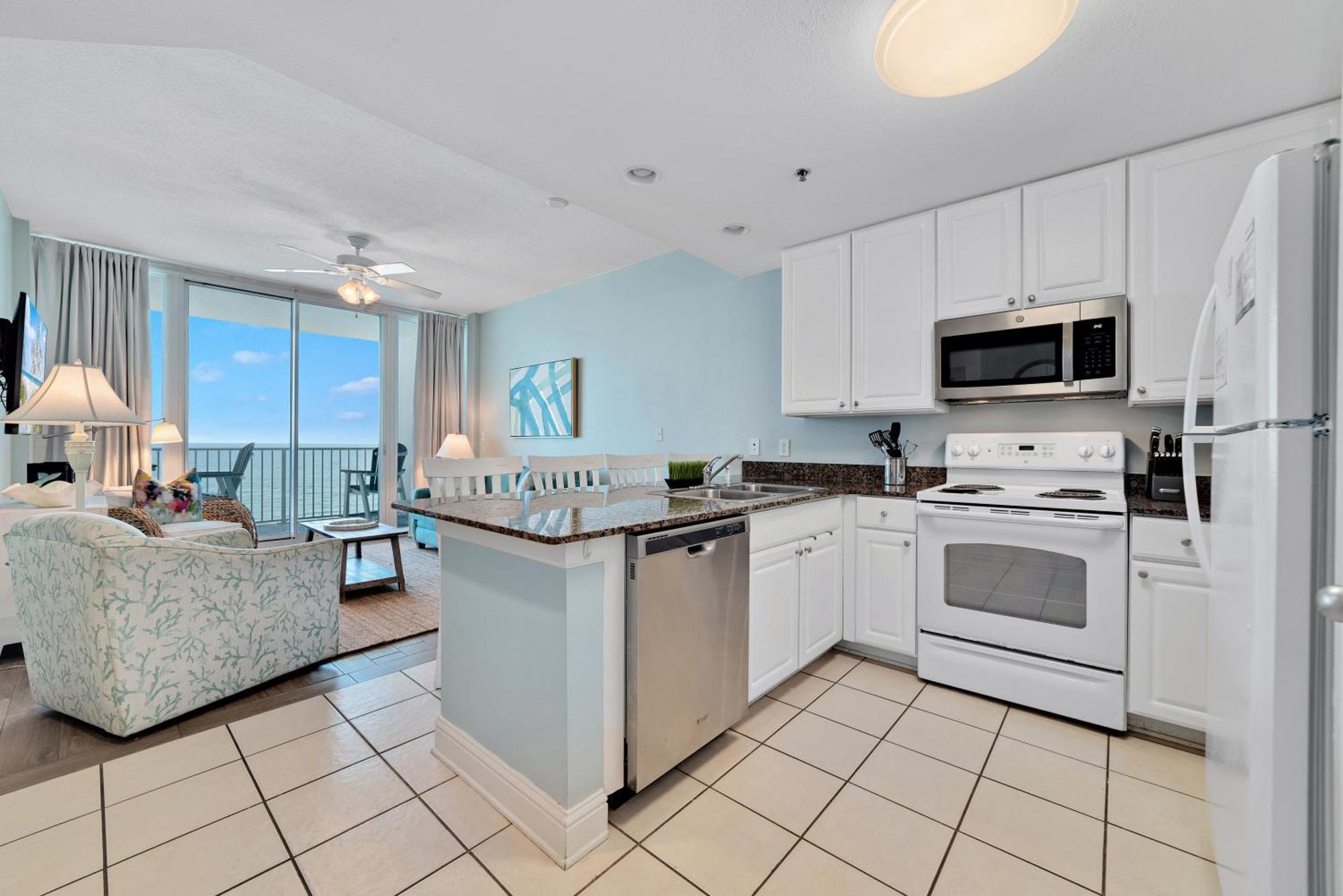 Apartment Lighthouse 816 - New Luxury Beachfront Gulf Shores