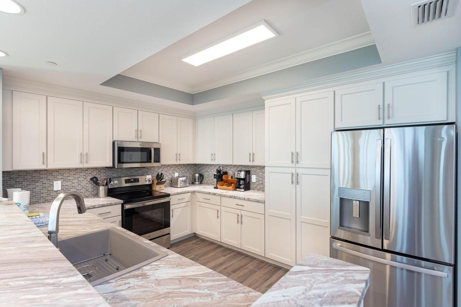 Phoenix Gulf Towers 2601 Apartment