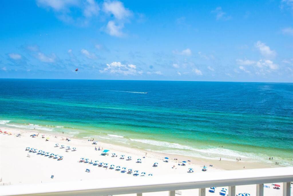 Lighthouse 1416 Southern Charm Apartment