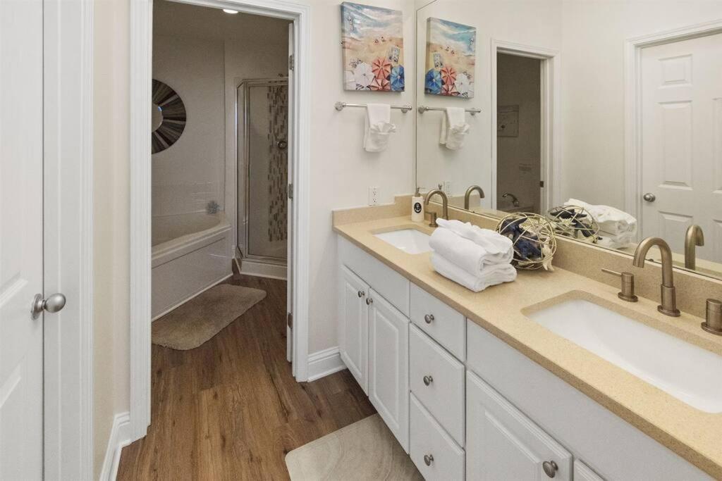 Lighthouse 1416 Southern Charm Apartment Gulf Shores