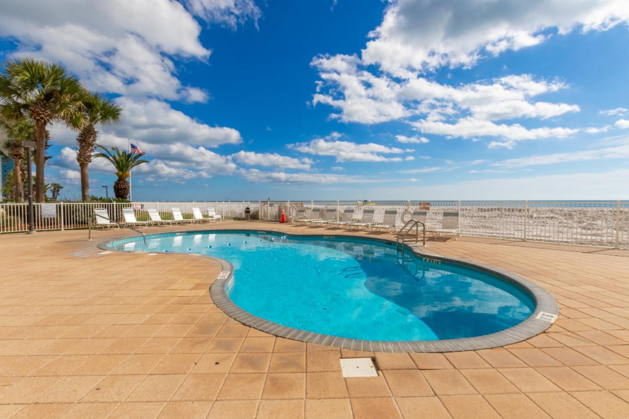 Apartment Surf Side Shores 1806