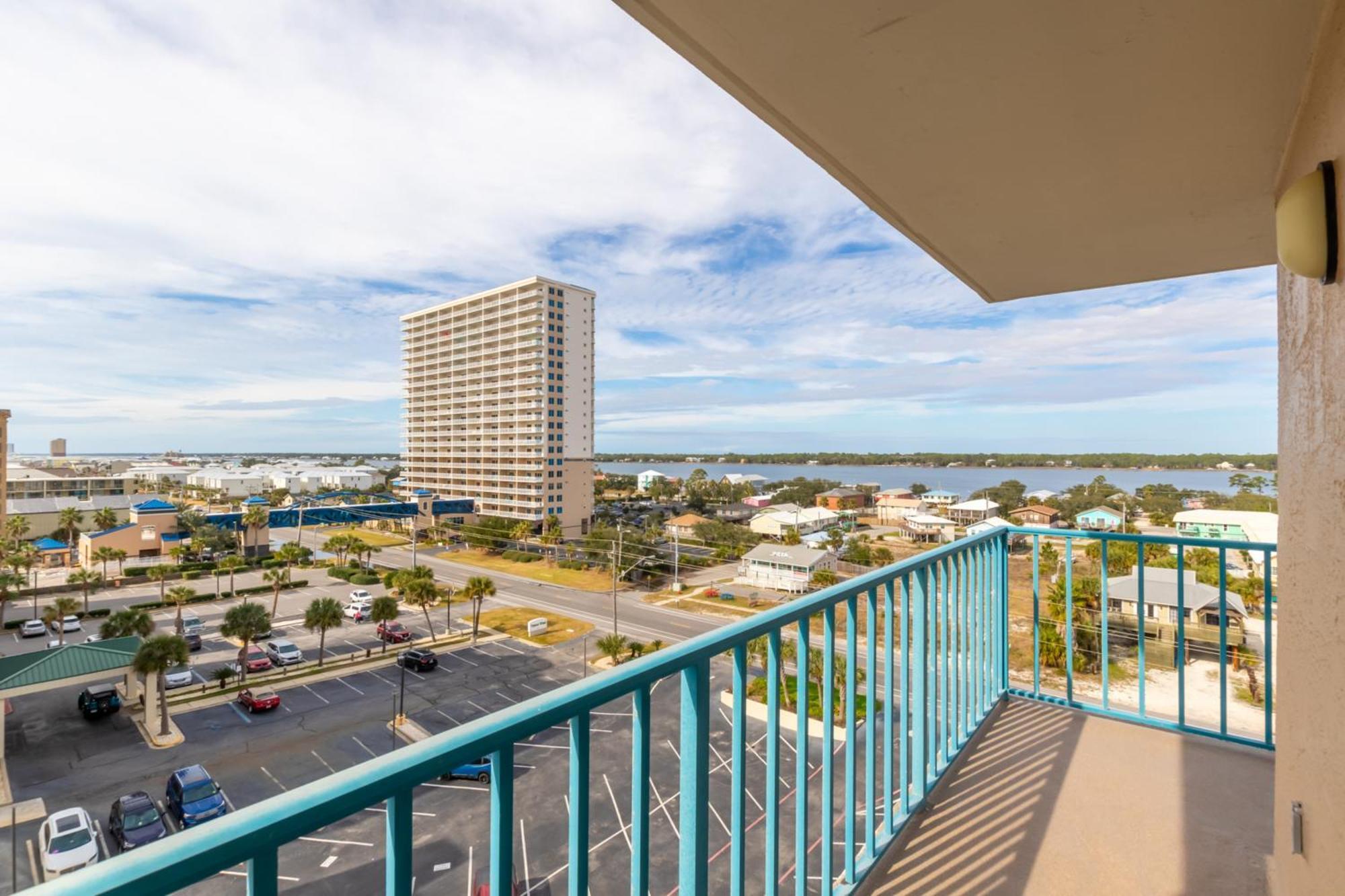 Surf Side Shores 1806