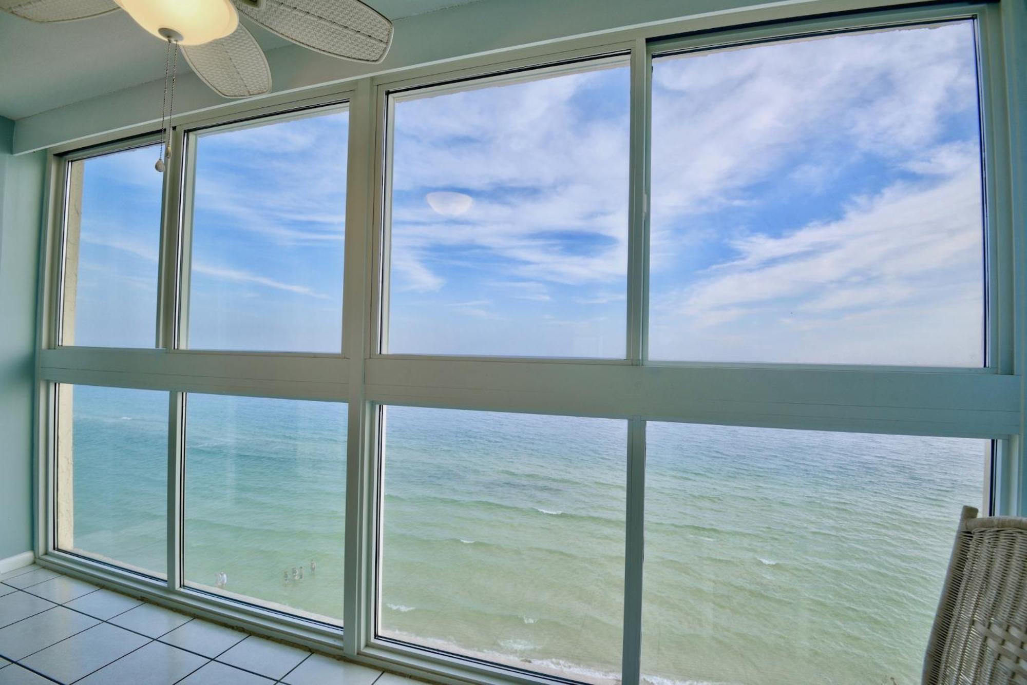 Edgewater West 82 Holiday home *