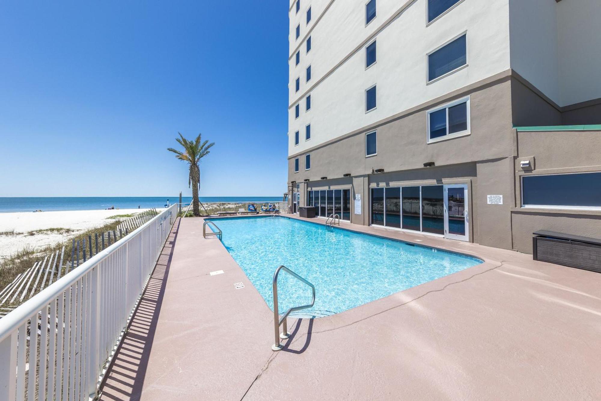 Apartment Royal Palms 1203