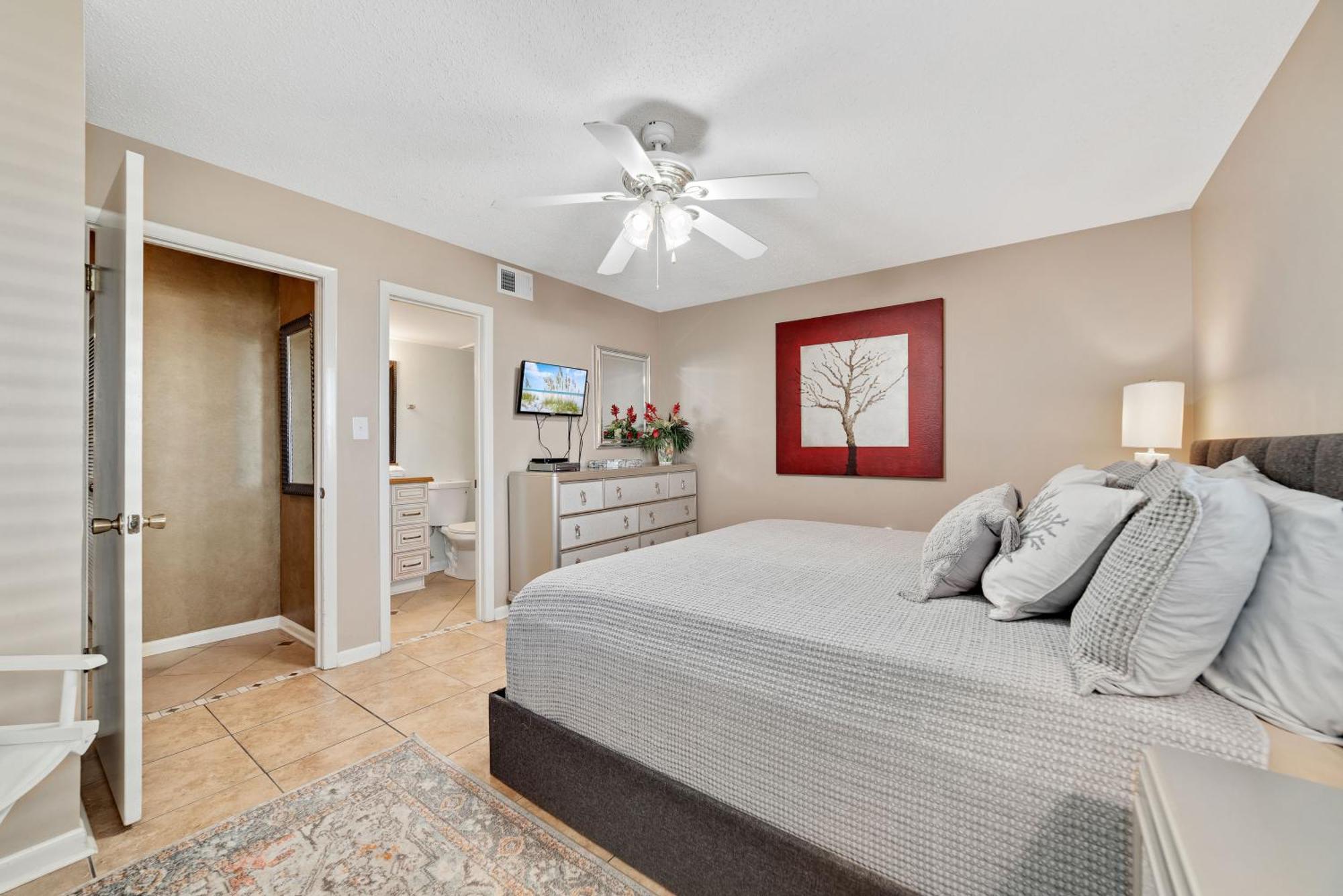 Edgewater West Unit 75 *