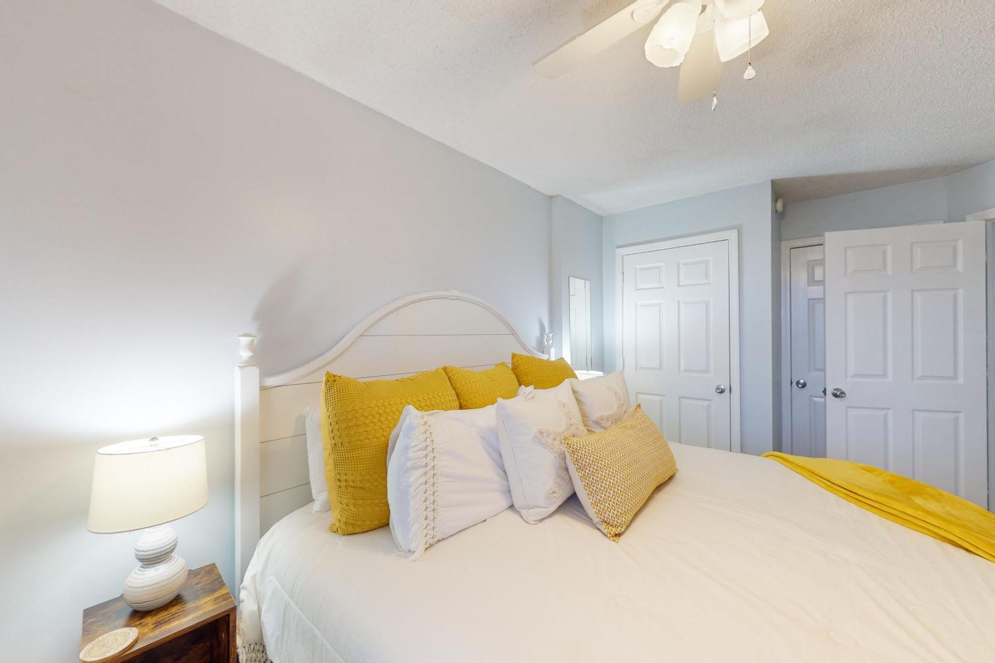 Royal Palms 303