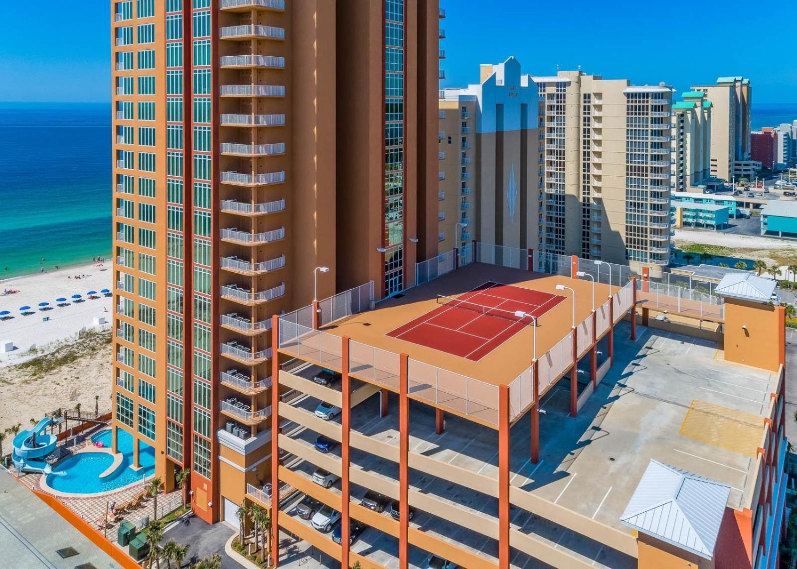 Phoenix 1602-1 Apartment *