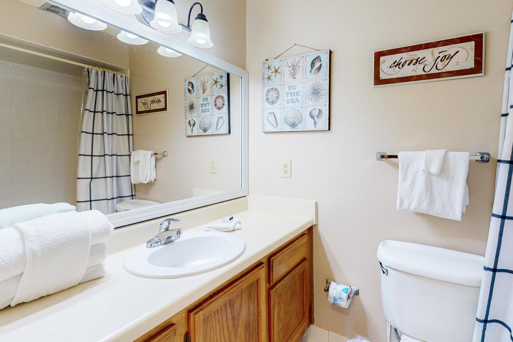 Sea Oats E106 Apartment *