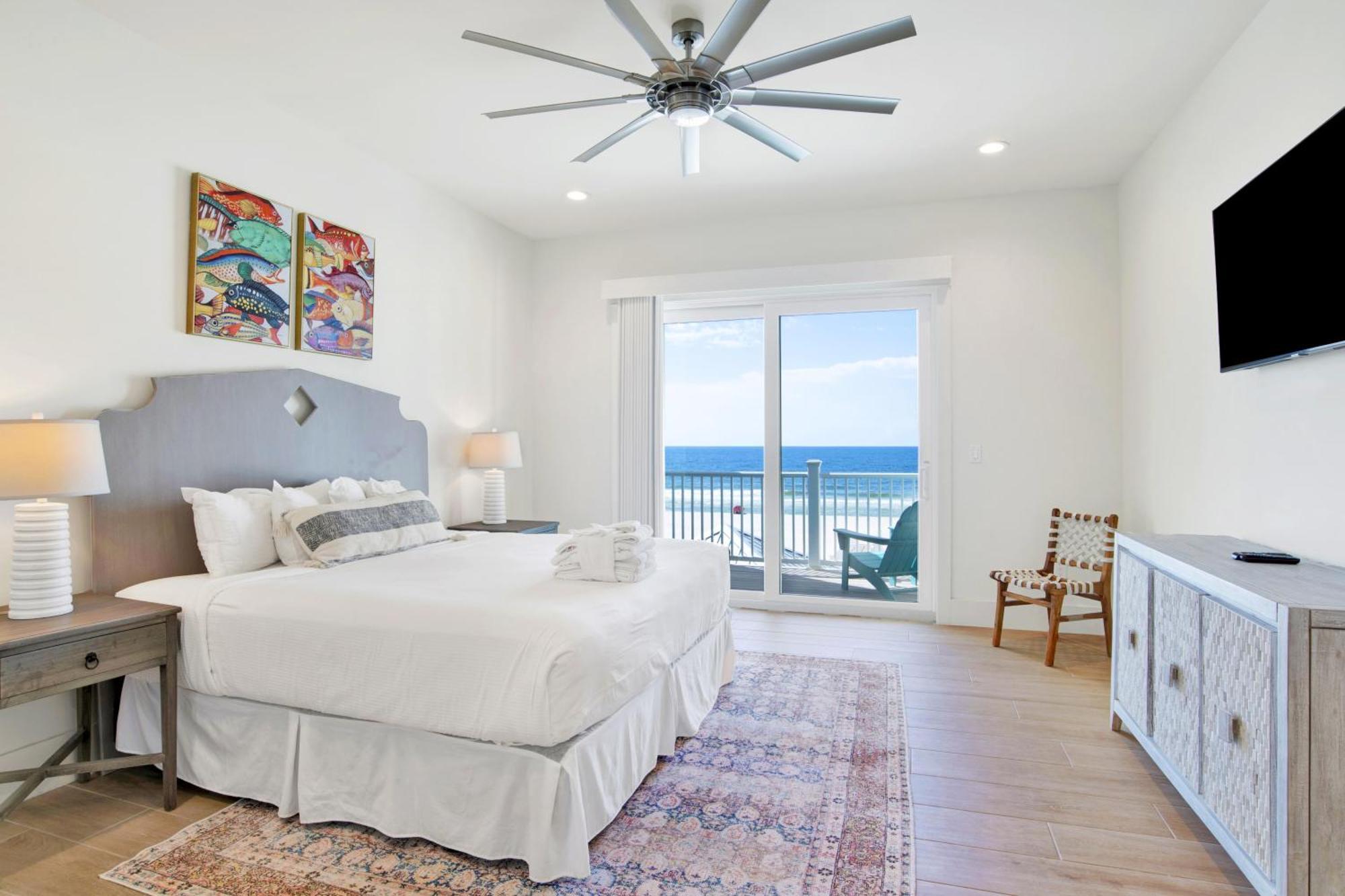 Seaside West 12 Bdrm, 11,5 Bath, Private Pools, Sleeps 36