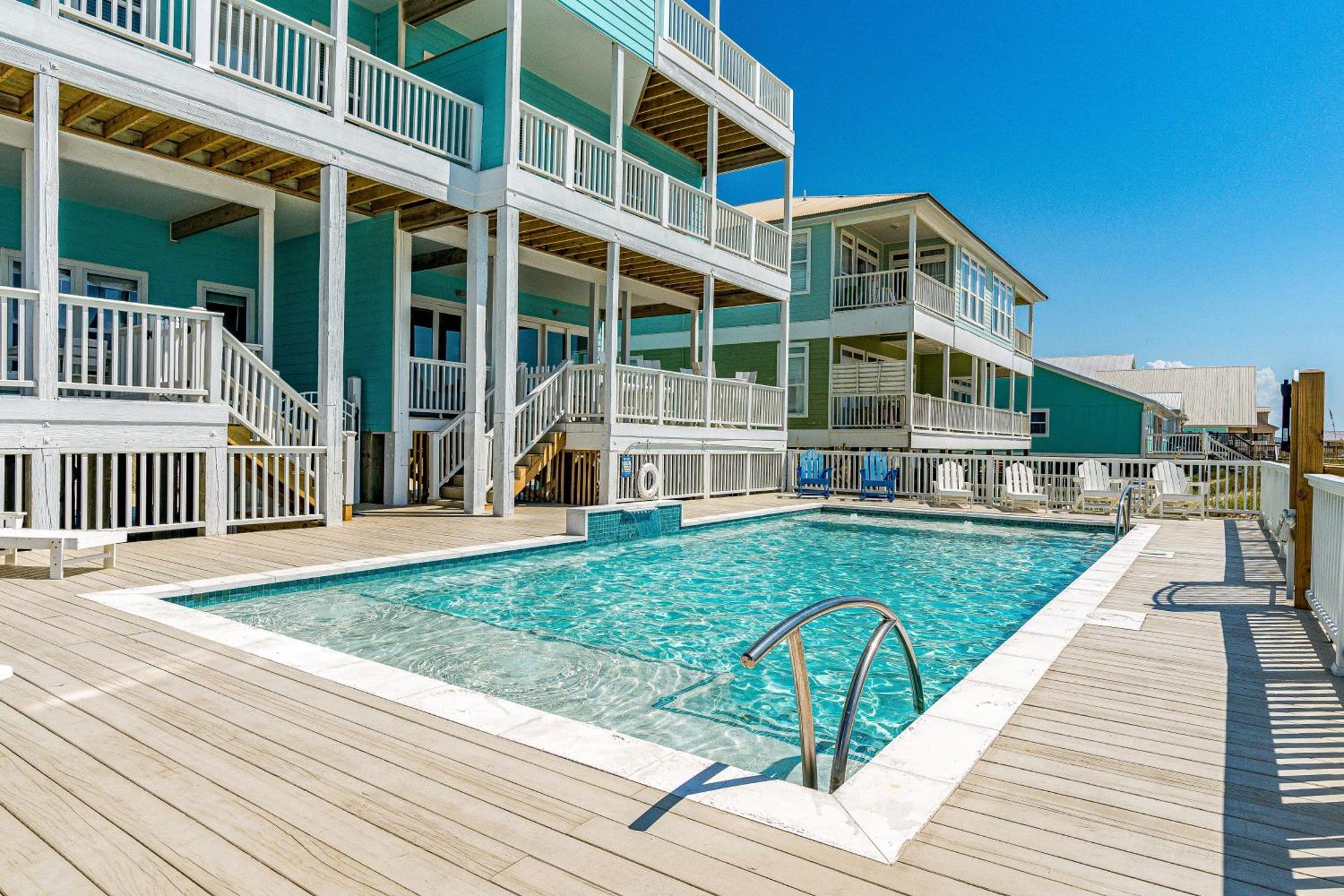 Holiday home 2 Carats East