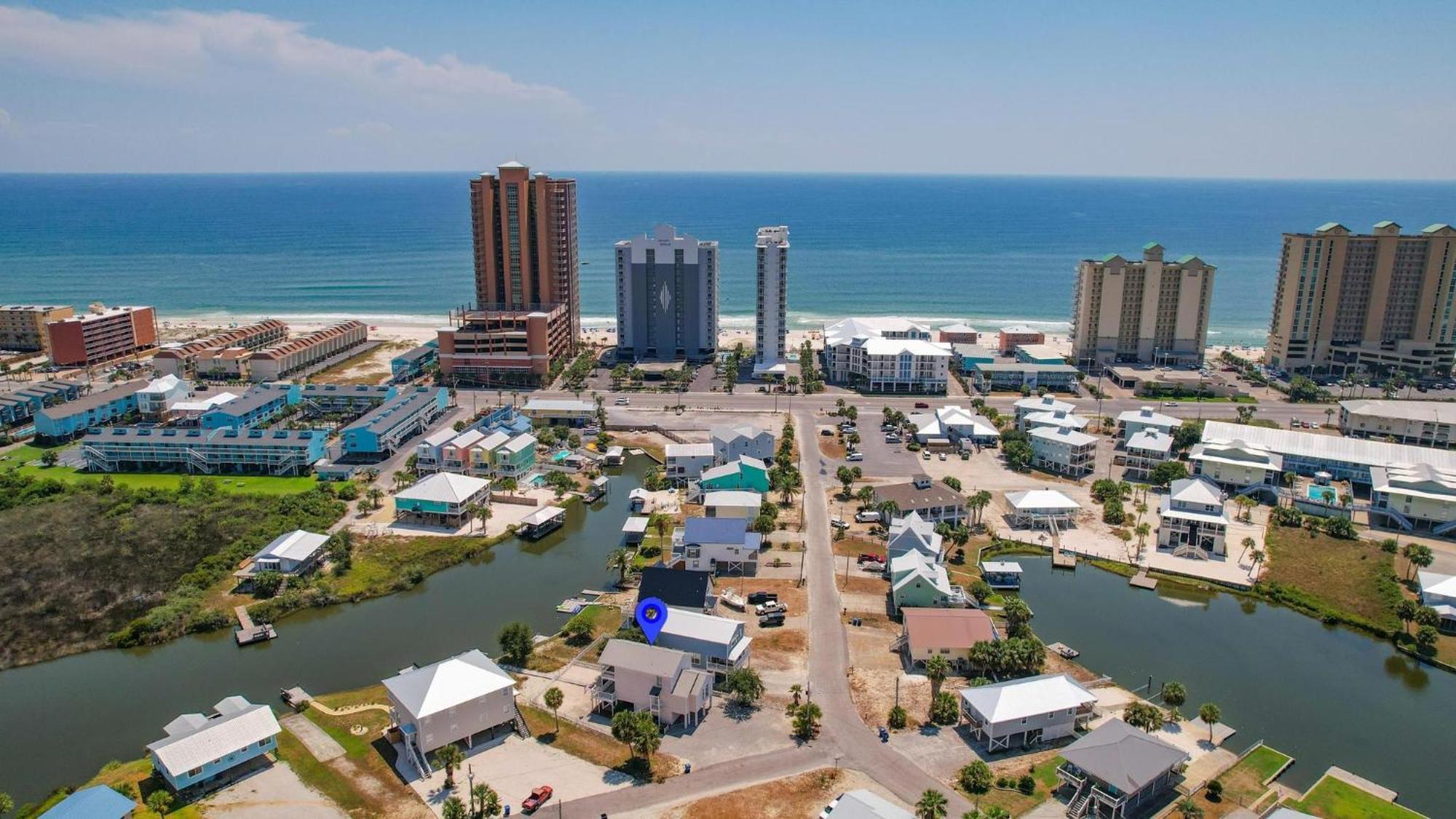 214 Shoreland *