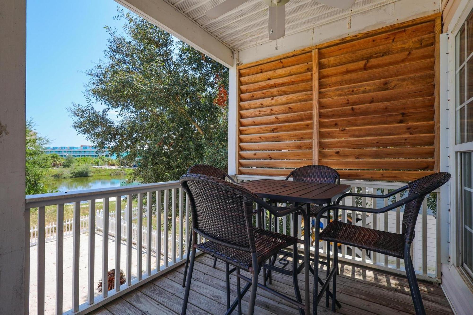 214 Shoreland *