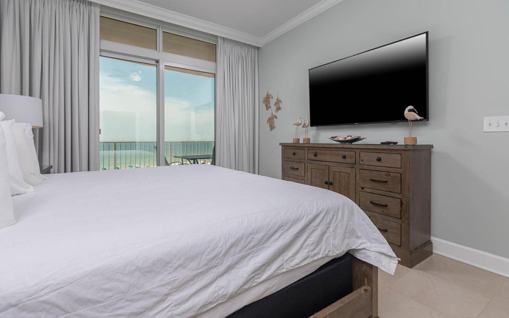 Phoenix Gulf Towers 303